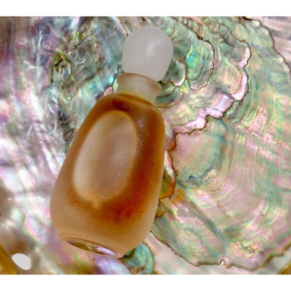 Estee Lauder PRIVATE Collection Travel Size Mini 0.7 OZ. Eau De PARFUM Vintage - Picture 8 of 10